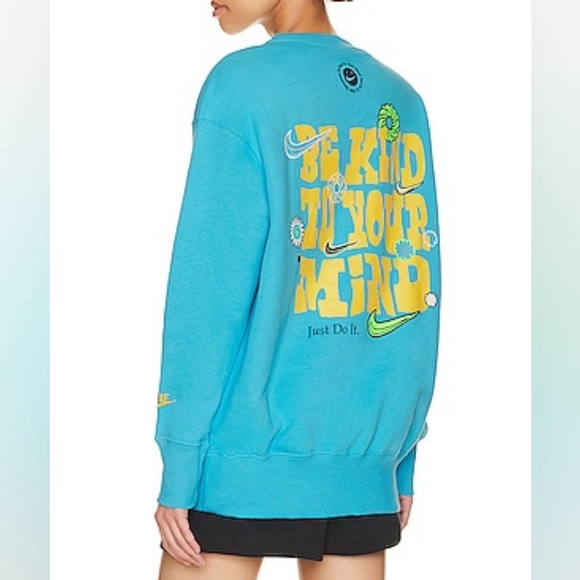 Nike Tops - Nike Women's Sportswear Phoenix Fleece Oversized Sweatshirt in Blue XL